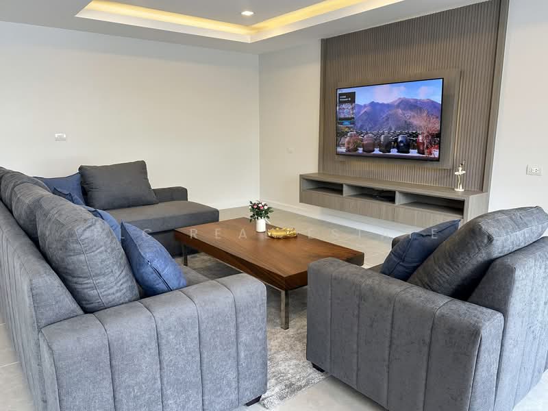 4 Bedroom Private Pool Villa for Sale Pattaya, Chon Buri (Pattaya), Bang Lamung, Bang Lamung (Pattaya), Chon Buri (Pattaya), 4 Bedrooms, 250 sqm, Villa For Sale, by PLC real estate, 500191449 - DDproperty.com