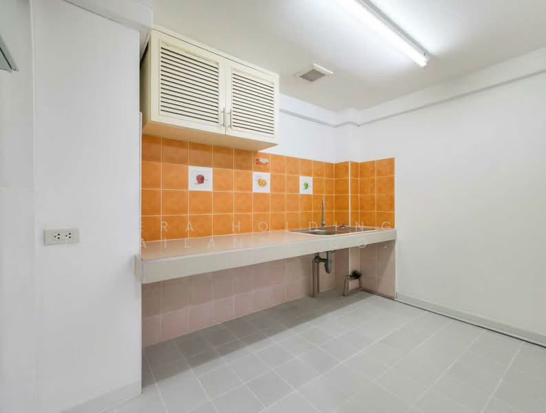 พระโขนง (ทางเข้าซอยภูมิจิตร), Bangkok, Phra Kanong, Khlong Toei, Bangkok, 2 Bedrooms, 190 sqm, Townhouse For Rent, by ERA Holding (Thailand) Co., Ltd., 500191486 - DDproperty.com