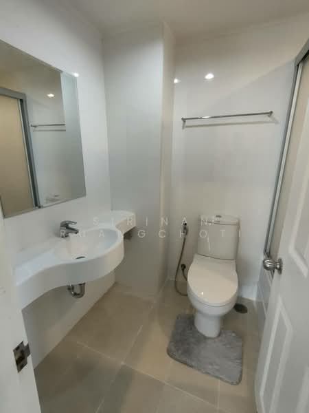 Lumpini Place Rama 4-Kluaynamthai, Bangkok, 4004 Rama 4 Road, Phra Kanong, Khlong Toei, Bangkok, 1 Bedroom, 35 sqm, Condo For Sale, by Sirinan Ruangchoti, 500191558 - DDproperty.com