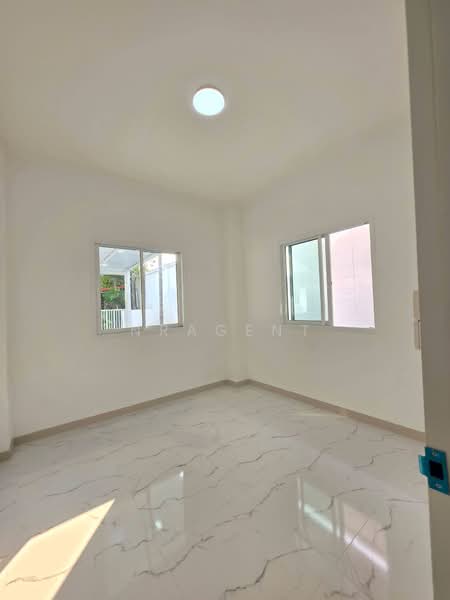 Piyawararom 4 Sai Noi, Nonthaburi, road Ban Kluai-Sai Noi, Sai Noi, Sai Noi, Nonthaburi, 4 Bedrooms, 150 sqm, Single Detached House For Sale, by NRagent, 500191577 - DDproperty.com