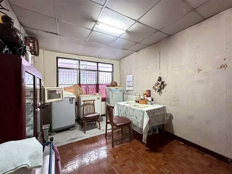 หมู่บ้านโชคชัย คลองจั่น ซอยนวมินทร์81 แยก3-6, Bangkok, Khlong Kum, Bueng Kum, Bangkok, 4 Bedrooms, 100 sqm, Single Detached House For Sale, by คุณ ปารดา พลอยแดง (ก้อย), 500191591 - DDproperty.com