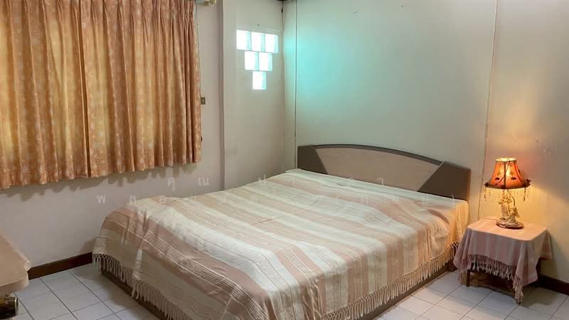 หมู่บ้านโชคชัย คลองจั่น ซอยนวมินทร์81 แยก3-6, Bangkok, Khlong Kum, Bueng Kum, Bangkok, 4 Bedrooms, 100 sqm, Single Detached House For Sale, by คุณ ปารดา พลอยแดง (ก้อย), 500191591 - DDproperty.com