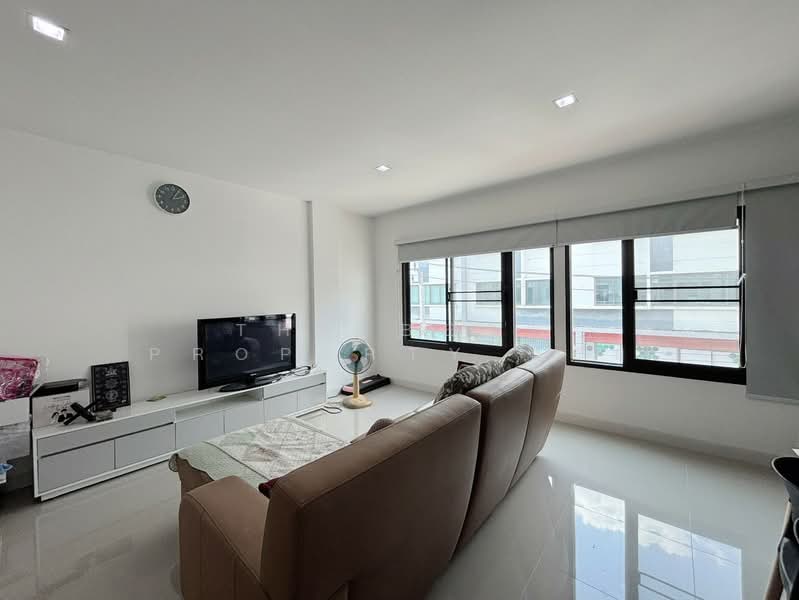 บิสซิเนสทาวน์ เทพารักษ์ กม.20 (Business Town), Samut Prakan, Bang Sao Thong, Bang Sao Thong, Samut Prakan, , 100 sqm, Shophouse For Sale, by The Best Property น้อย, 500191607 - DDproperty.com