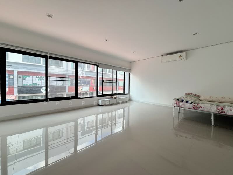 บิสซิเนสทาวน์ เทพารักษ์ กม.20 (Business Town), Samut Prakan, Bang Sao Thong, Bang Sao Thong, Samut Prakan, , 100 sqm, Shophouse For Sale, by The Best Property น้อย, 500191607 - DDproperty.com