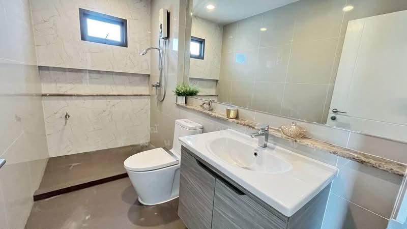 Setthasiri Pinklao – Kanchana, Bangkok, 159 Phutthamonthon Sai 2, Soi 24, Sala Thammasop, Thawi Watthana, Bangkok, 4 Bedrooms, 278 sqm, Single Detached House For Rent, by Nattiya Vipatanakijcharoen, 500191614 - DDproperty.com