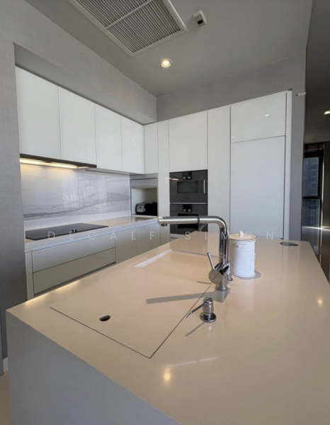 Vittorio 39, Bangkok, 8 Sukhumvit, Khlong Tan Nua, Watthana, Bangkok, 2 Bedrooms, 127 sqm, Condo For Rent, by Decalf Simon, 500191615 - DDproperty.com