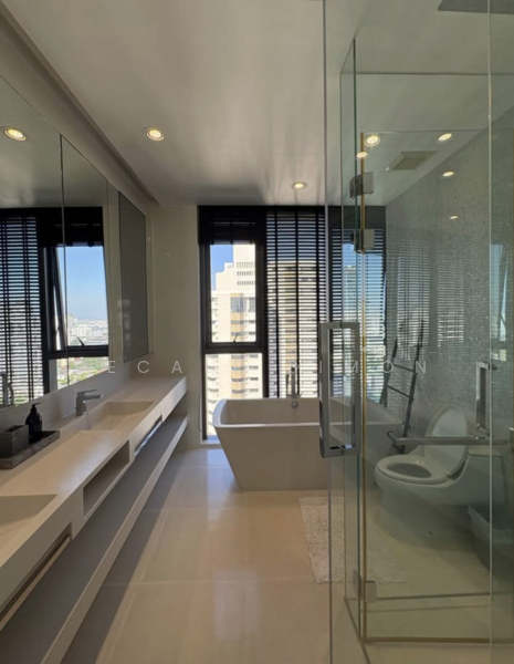 Vittorio 39, Bangkok, 8 Sukhumvit, Khlong Tan Nua, Watthana, Bangkok, 2 Bedrooms, 127 sqm, Condo For Rent, by Decalf Simon, 500191615 - DDproperty.com