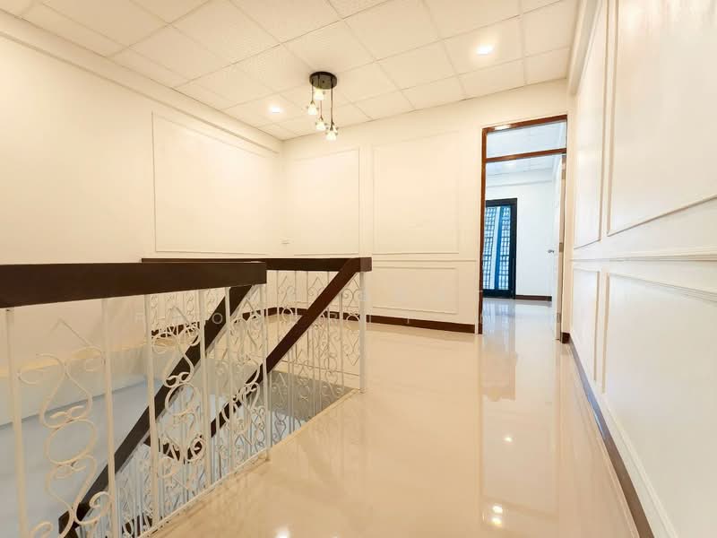 ขาย - หมู่บ้านชุมชน 300 ห้อง, สมุทรสาคร