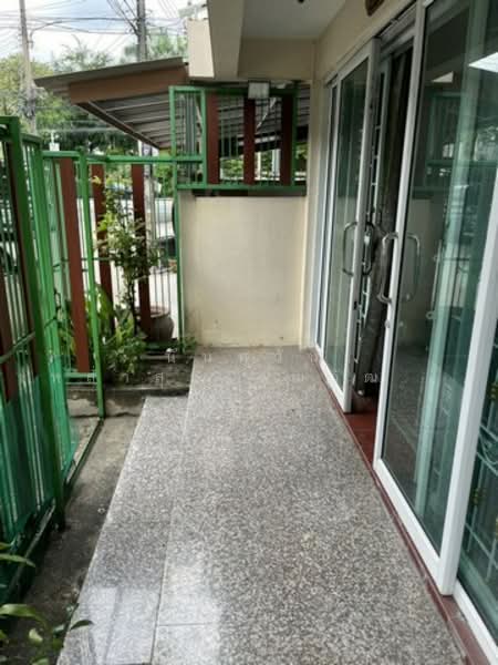 ศรีบูรพา 17, Bangkok, Khlong Chan, Bang Kapi, Bangkok, 2 Bedrooms, 126 sqm, Townhouse For Sale, by Nuntawan Laosuwanwat, 500191637 - DDproperty.com