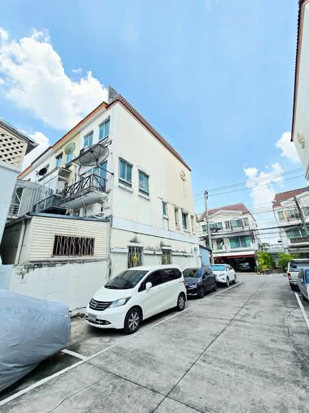 Baan Klang Muang The Paris Rama 9-Ramkamhaeng : บ้านกลางเมือง เดอะ ปารีส พระราม 9-รามคำแหง, กรุงเทพ, ถนนกรุงเทพกรีฑา, หัวหมาก, บางกะปิ, กรุงเทพ, 150 ตร.ม., ทาวน์เฮ้าส์ ขาย, โดย Thanawat K., 500191643 - DDproperty.com