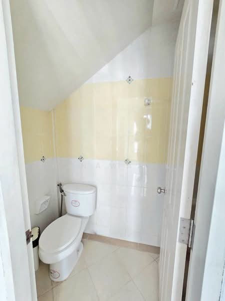 Baan Klang Muang The Paris Rama 9-Ramkamhaeng, Bangkok, Krungthep Kreetha Road, Hua Mak, Bang Kapi, Bangkok, 3 Bedrooms, 150 sqm, Townhouse For Sale, by Thanawat K., 500191643 - DDproperty.com