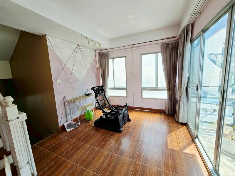 Baan Klang Muang The Paris Rama 9-Ramkamhaeng, Bangkok, Krungthep Kreetha Road, Hua Mak, Bang Kapi, Bangkok, 3 Bedrooms, 150 sqm, Townhouse For Sale, by Thanawat K., 500191643 - DDproperty.com