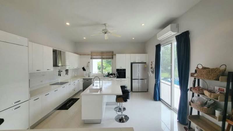 3-BR Villa, Prachuap Khiri Khan, Wang-Pong, Pran Buri, Prachuap Khiri Khan, 3 Bedrooms, 287 sqm, Villa For Sale, by Netsakaw Thongsritep, 500191652 - DDproperty.com