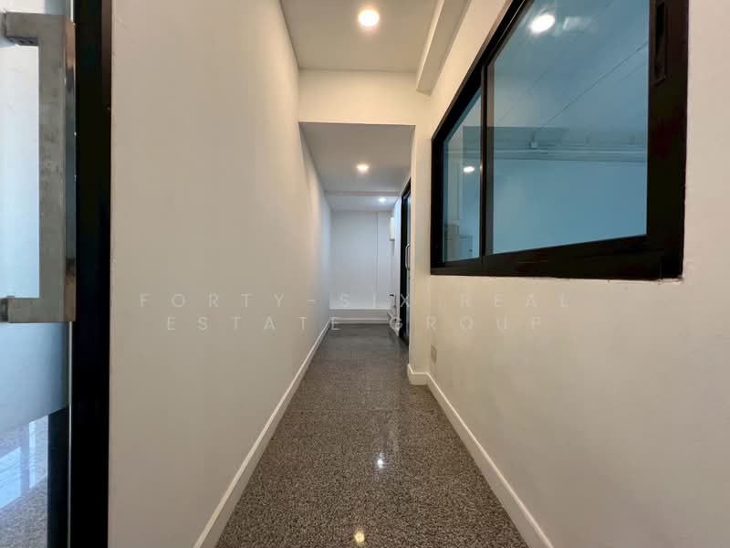 ให้เช่า โกดังพร้อม Office พื้นที่ 220ตรม., Bangkok, Bang Chak, Phra Khanong, Bangkok, , 220 sqm, Warehouse/Factory For Rent, by Forty-Six Real Estate Group, 500191666 - DDproperty.com
