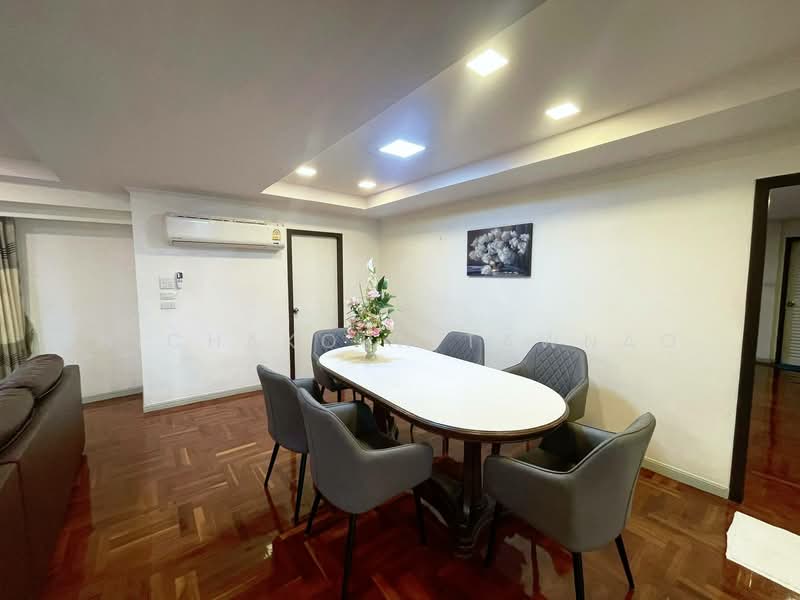 D.S. Tower 2 Sukhumvit 39, Bangkok, Soi Sukhumvit 39, Khlong Tan Nua, Watthana, Bangkok, 3 Bedrooms, 280 sqm, Condo For Rent, by Nichakorn Tawnao, 500191691 - DDproperty.com