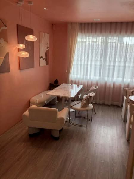 WPDD-099 ขาย ทาวน์โฮม 4 ชั้น ซอยทองหล่อ 19 ( สุขุมวิท 55 ), Bangkok, Khlong Tan Nua, Watthana, Bangkok, 3 Bedrooms, 220 sqm, Single Detached House For Sale, by วันวิสาข์ ปัญจรงคะ, 500191692 - DDproperty.com