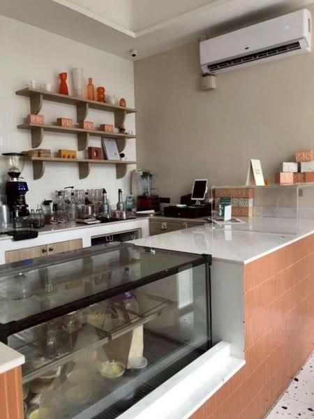 WPDD-099 ขาย ทาวน์โฮม 4 ชั้น ซอยทองหล่อ 19 ( สุขุมวิท 55 ), Bangkok, Khlong Tan Nua, Watthana, Bangkok, 3 Bedrooms, 220 sqm, Single Detached House For Sale, by วันวิสาข์ ปัญจรงคะ, 500191692 - DDproperty.com