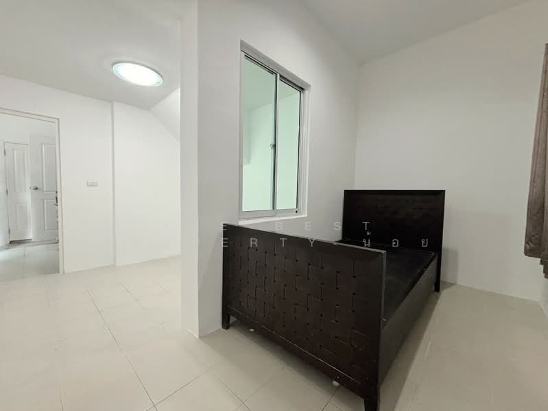 The Centro Onnut-Wongwaen : เดอะ เซนโทร อ่อนนุช-วงแหวน, กรุงเทพ, ถนน ลาดกระบัง, ลาดกระบัง, ลาดกระบัง, กรุงเทพ, 150 ตร.ม., บ้านเดี่ยว ขาย, โดย The Best Property น้อย, 500191697 - DDproperty.com