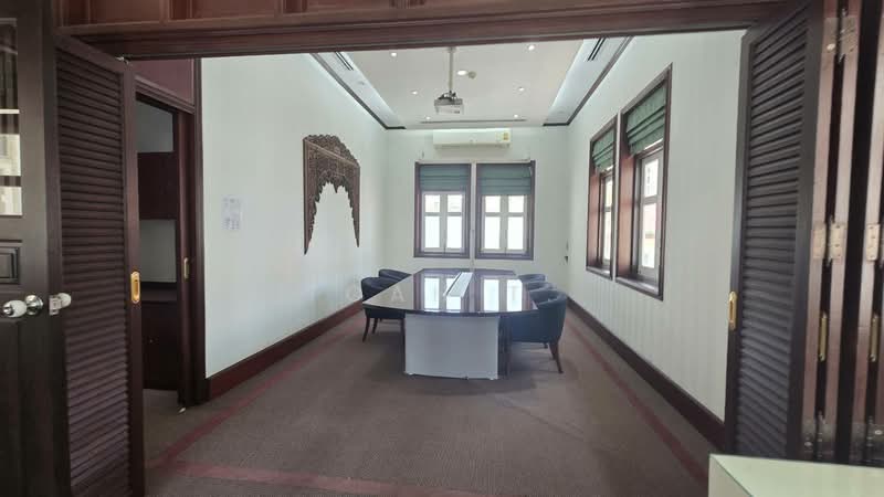 อาคารที่ให้เช่า สาทร สีลม บางรัก : Building for rent: Sathorn, Silom, Bang Rak, Bangkok, Silom, Bang Rak, Bangkok, , 400 sqm, Shophouse For Rent, by TOAH T., 500191708 - DDproperty.com