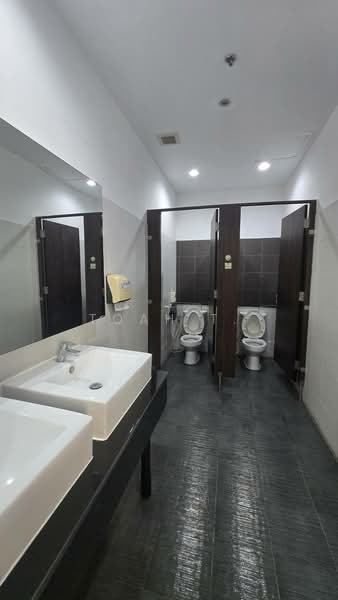 อาคารที่ให้เช่า สาทร สีลม บางรัก : Building for rent: Sathorn, Silom, Bang Rak, Bangkok, Silom, Bang Rak, Bangkok, , 400 sqm, Shophouse For Rent, by TOAH T., 500191708 - DDproperty.com