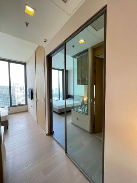 The Esse Asoke, Bangkok, 333 Soi Sukhumvit 21, Sukhumvit Road, Khlongtoei Nua, Watthana, Bangkok, 1 Bedroom, 45 sqm, Condo For Rent, by Eric Fu, 500191732 - DDproperty.com