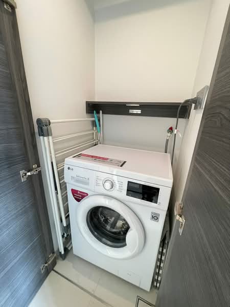 The Esse Asoke, Bangkok, 333 Soi Sukhumvit 21, Sukhumvit Road, Khlongtoei Nua, Watthana, Bangkok, 1 Bedroom, 45 sqm, Condo For Rent, by Eric Fu, 500191732 - DDproperty.com