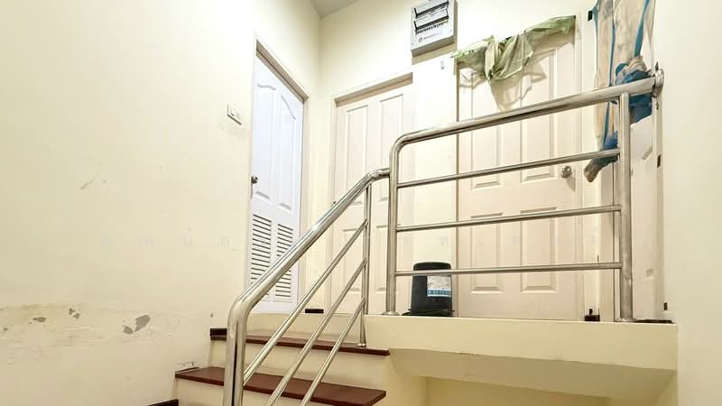 หมู่บ้าน สมายแลนด์ 3 สวนส้ม, Samut Sakhon, พระราม 2-สวนส้ม, Suan Som, Ban Phaeo, Samut Sakhon, 3 Bedrooms, 102 sqm, Townhouse For Sale, by คุณน้อง เกรทเทสต์, 500191767 - DDproperty.com