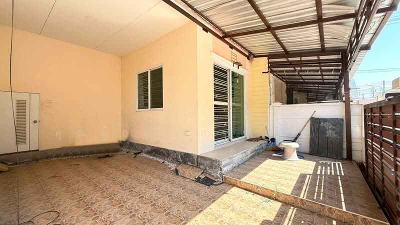 หมู่บ้าน สมายแลนด์ 3 สวนส้ม, Samut Sakhon, พระราม 2-สวนส้ม, Suan Som, Ban Phaeo, Samut Sakhon, 3 Bedrooms, 102 sqm, Townhouse For Sale, by คุณน้อง เกรทเทสต์, 500191767 - DDproperty.com