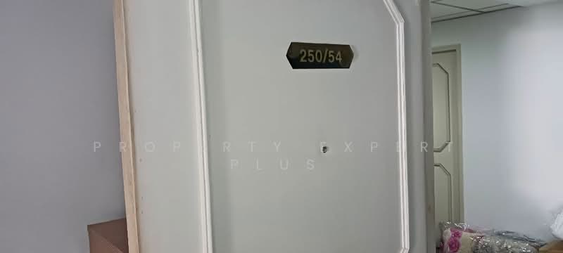 Waterford Royal Suites Senanikom, Bangkok, 250 Suzuki Alley, Chan Kasem, Chatuchak, Bangkok, 2 Bedrooms, 66 sqm, Condo For Sale, by PropertyExpert, 500191819 - DDproperty.com