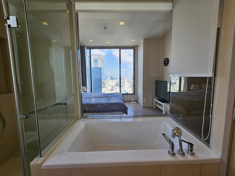 The Esse Asoke, Bangkok, 333 Soi Sukhumvit 21, Sukhumvit Road, Khlongtoei Nua, Watthana, Bangkok, 2 Bedrooms, 76 sqm, Condo For Rent, by Eric Fu, 500191820 - DDproperty.com