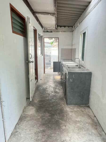 House area Pattanakarn, Bangkok, Suan Luang, Suan Luang, Bangkok, 5 Bedrooms, 380 sqm, Single Detached House For Rent, by Eastblue Horizon, 500191862 - DDproperty.com