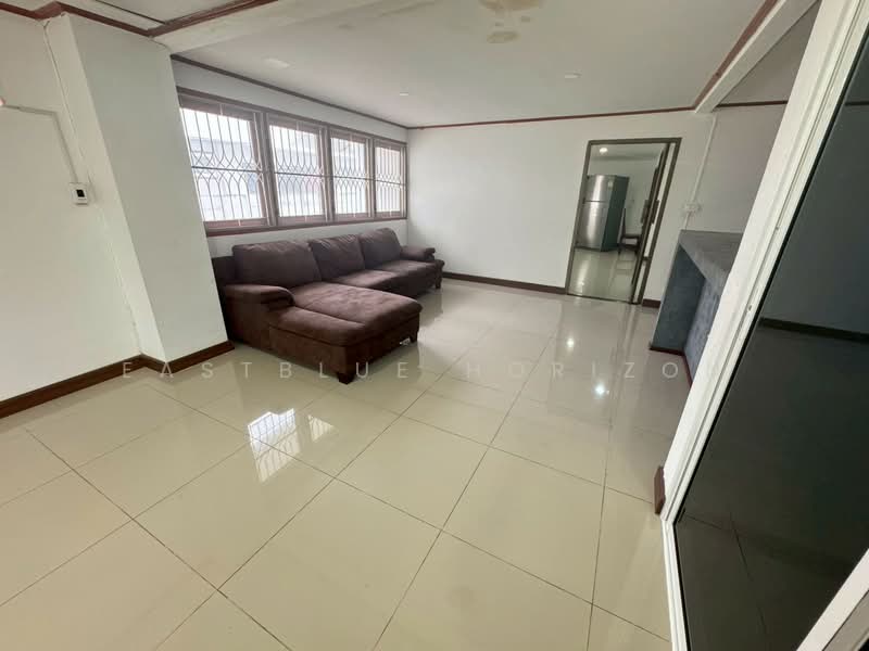 House area Pattanakarn, Bangkok, Suan Luang, Suan Luang, Bangkok, 5 Bedrooms, 380 sqm, Single Detached House For Rent, by Eastblue Horizon, 500191862 - DDproperty.com