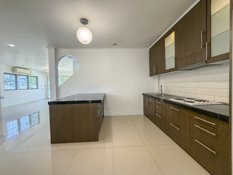 Sukhumvit 101 Muangthong Village, Bangkok, สุขุมวิท 101, Bang Chak, Phra Khanong, Bangkok, 4 Bedrooms, 300 sqm, Single Detached House For Rent, by อมรญา ทองสุข, 500191955 - DDproperty.com