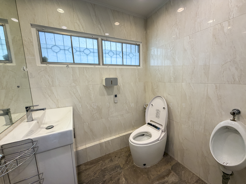 Sukhumvit 101 Muangthong Village, Bangkok, สุขุมวิท 101, Bang Chak, Phra Khanong, Bangkok, 4 Bedrooms, 300 sqm, Single Detached House For Rent, by อมรญา ทองสุข, 500191955 - DDproperty.com