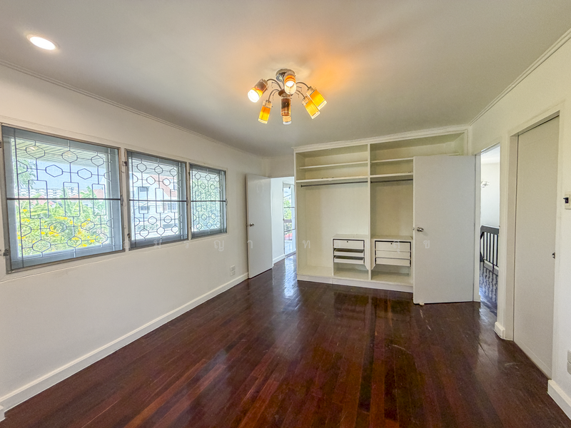 ให้เช่า - สุขุมวิท 101 หมู่บ้านเมืองทอง, กรุงเทพ