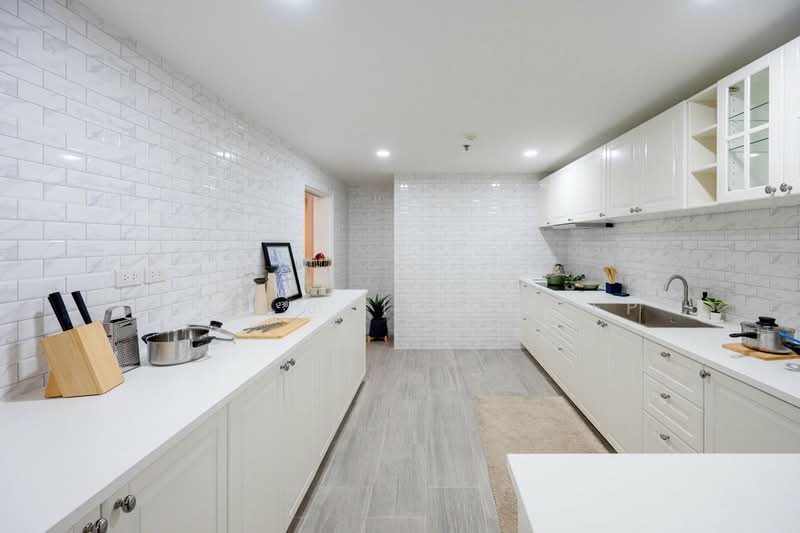 Las Colinas, Bangkok, Sukhumvit 21 Road, Khlongtoei Nua, Watthana, Bangkok, 3 Bedrooms, 240 sqm, Condo For Sale, by LINE @firststep, 500191962 - DDproperty.com