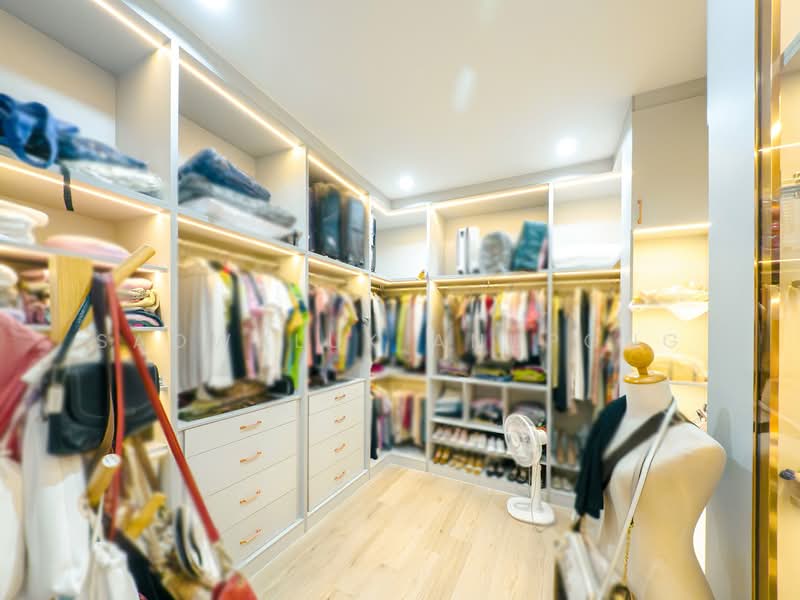 The Elegance Phetkasem 81, Bangkok, Nong Kham, Nong Khaem, Bangkok, 5 Bedrooms, 600 sqm, Single Detached House For Sale, by Saowaluk Anupong, 500191965 - DDproperty.com