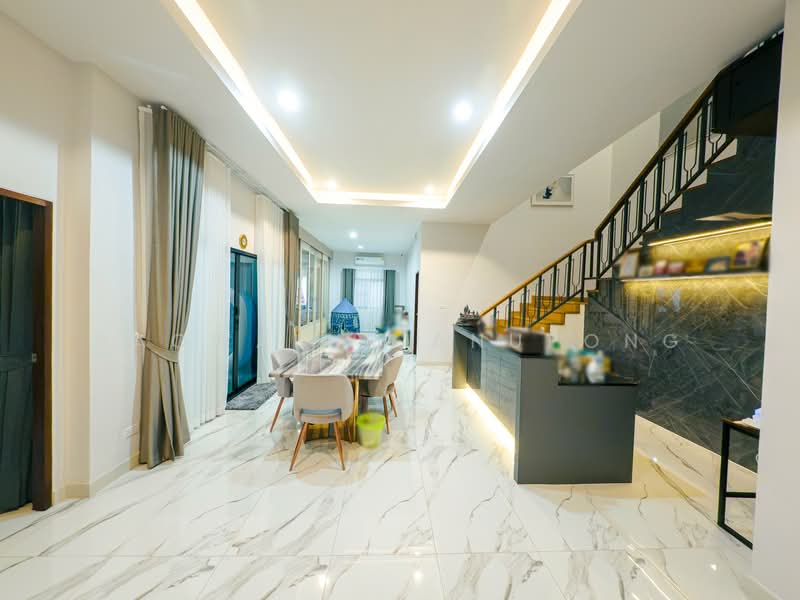 The Elegance Phetkasem 81, Bangkok, Nong Kham, Nong Khaem, Bangkok, 5 Bedrooms, 600 sqm, Single Detached House For Sale, by Saowaluk Anupong, 500191965 - DDproperty.com