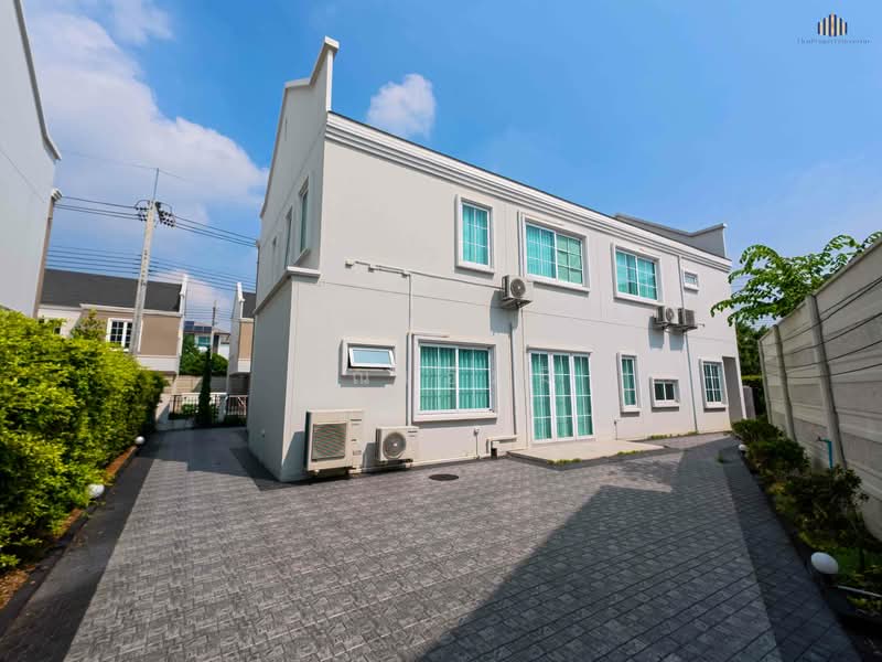 ขายบ้านเดี่ยวหรู The Matias ราชพฤกษ์ - แจ้งวัฒนะ | 111/11 – The Only Address | แปลงใหญ่สุดในโครงการ, Nonthaburi, ถนนราชพฤกษ์, Bang Phlap, Pak Kret, Nonthaburi, 4 Bedrooms, 405 sqm, Single Detached House For Sale, by คุณเอ็มมี่, 500191969 - DDproperty.com