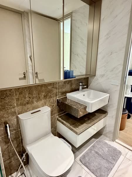 Fynn Asoke, Bangkok, 28 Sukhumvit 10 Alley, Khlong Toei, Khlong Toei, Bangkok, 2 Bedrooms, 40 sqm, Condo For Rent, by Juthabhorn Uppachit (Amy), 500191985 - DDproperty.com