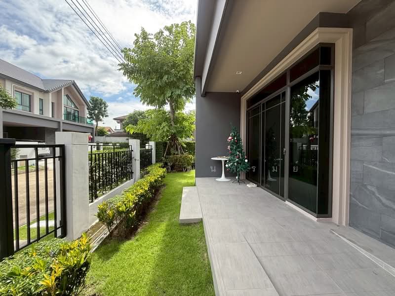 Bangkok Boulevard Ramintra-Serithai 2, Bangkok, 98 Soi Seri Thai 71, Khan Na Yao, Khan Na Yao, Bangkok, 4 Bedrooms, 330 sqm, Single Detached House For Rent, by Supajee Wattanarom, 500191989 - DDproperty.com