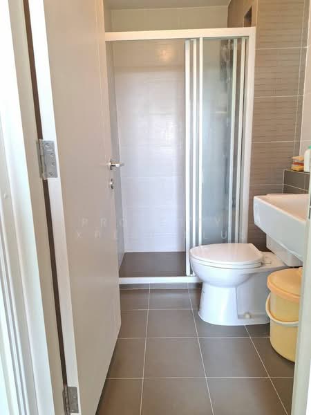 Dcondo Tann Charan, Bangkok, Liap Thang Rotfai Taling Chan Road, Bang Khun Non, Bangkok Noi, Bangkok, Studio, 27 sqm, Condo For Sale, by Homemark, 500191990 - DDproperty.com