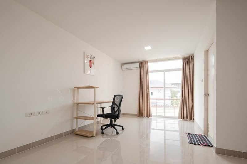 Baan Bodin, Bangkok, . ซอยลาดพร้าว 112 แขวงพลับพลา เขตวังทองหลาง กทม., Phlapphla, Wang Thonglang, Bangkok, 7 Bedrooms, 600 sqm, Townhouse For Rent, by NTG Property House Co.,Ltd., 500192002 - DDproperty.com