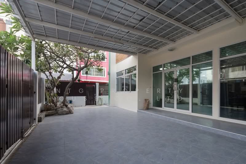 Baan Bodin, Bangkok, . ซอยลาดพร้าว 112 แขวงพลับพลา เขตวังทองหลาง กทม., Phlapphla, Wang Thonglang, Bangkok, 7 Bedrooms, 600 sqm, Townhouse For Rent, by NTG Property House Co.,Ltd., 500192002 - DDproperty.com