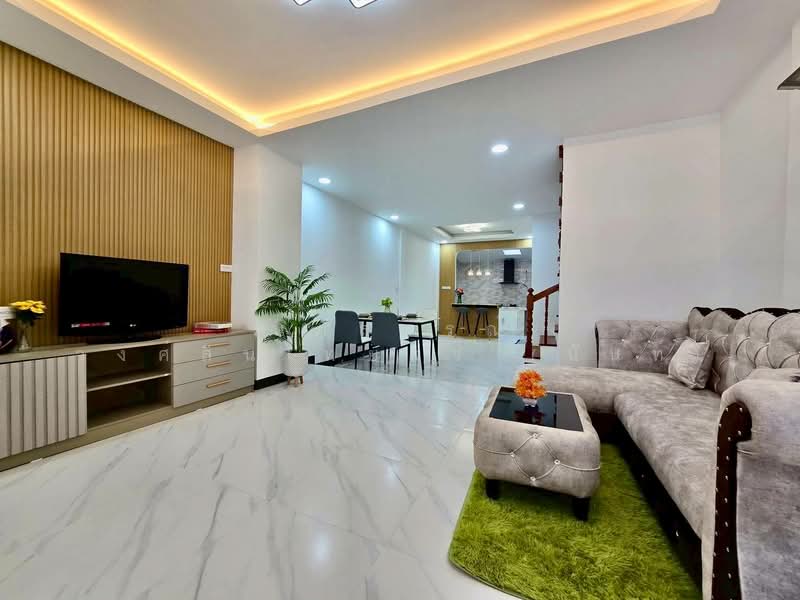 หมู่บ้านธนะสิน9 ซ.1/3 ถ.นวมินทร์ 86 แขวงรามอินทรา เขตคันนายาว, กรุงเทพ, นวมินทร์86, รามอินทรา, คันนายาว, กรุงเทพ, 80 ตร.ม., ทาวน์เฮ้าส์ ขาย, โดย นภัสศรณ์ วงศ์สินไทยกร (นันท์), 500192019 - DDproperty.com