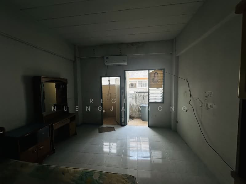 Fly Bird Condominium : นกบิน คอนโดมิเนียม, ชลบุรี, หนองปรือ, บางละมุง, ชลบุรี, 26 ตร.ม., คอนโด ขาย, โดย Regina Nuengjamnong, 500192023 - DDproperty.com