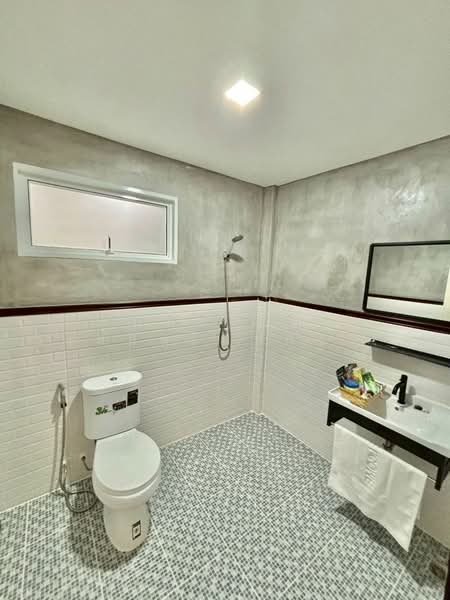 หมู่บ้าน​ปิยวรารมย์​ รังสิต ลำลูกกา คลอง​ 4 ถนนไสวประชาราษฎร์ ตำบลบึงยี่โถ อำเภอธัญบุรี ปทุมธานี 12, ปทุมธานี, ไสวประชาราษฎร์, บึงยี่โถ, ธัญบุรี, ปทุมธานี, 96 ตร.ม., ทาวน์เฮ้าส์ ขาย, โดย นภัสศรณ์ วงศ์สินไทยกร (นันท์), 500192037 - DDproperty.com