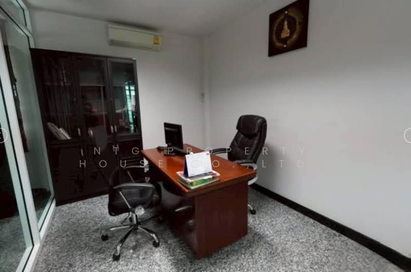 Biz Galleria, Bangkok, Nuanchan Buengkum, Nuan Chan, Bueng Kum, Bangkok, 4 Bedrooms, 500 sqm, Townhouse For Rent, by NTG Property House Co.,Ltd., 500192043 - DDproperty.com