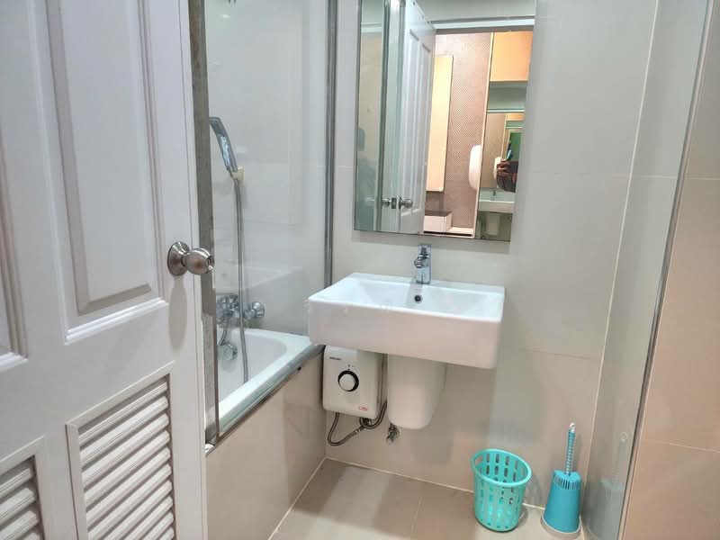 iCondo Korat, Nakhon Ratchasima, 22/5 Thanon Mittraphap, Nai Muang, Muang Nakhon Ratchasima, Nakhon Ratchasima, 2 Bedrooms, 55 sqm, Condo For Rent, by วิรณี, 500192057 - DDproperty.com