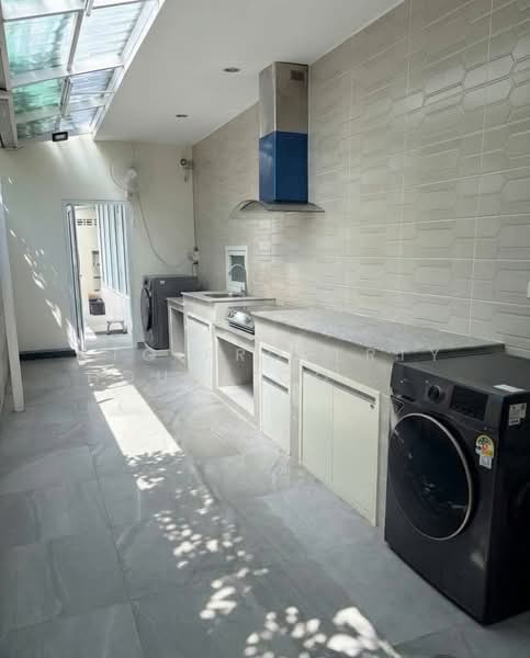 Baan Ladprao 2, Bangkok, Ladprao Road, Khlong Chan, Bang Kapi, Bangkok, 4 Bedrooms, 490 sqm, Single Detached House For Rent, by NTG Property House Co.,Ltd., 500192064 - DDproperty.com